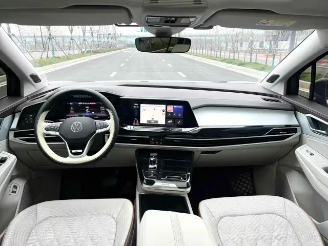 Volkswagen Talagon — Фото автомобиля 16