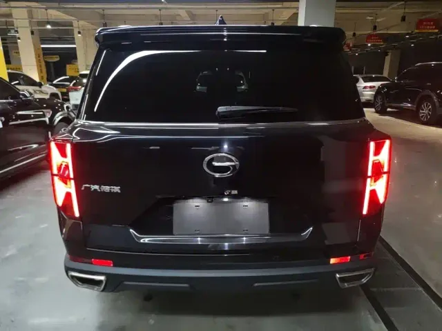 GAC Trumpchi GS8 — Фото автомобиля 5