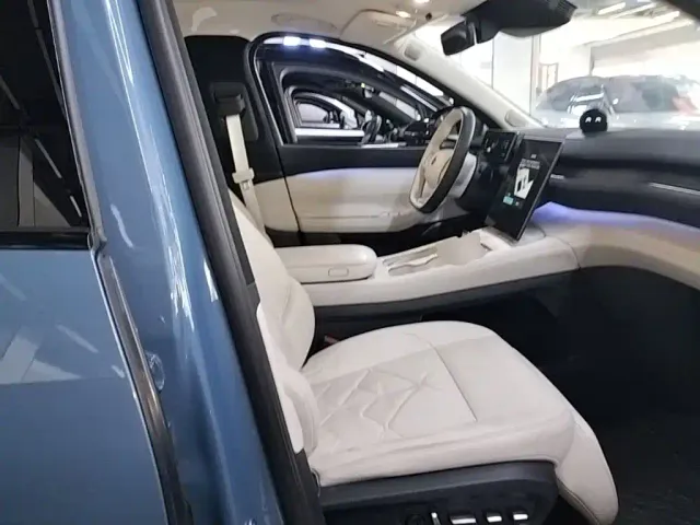 Nio ES7 — Фото автомобиля 24