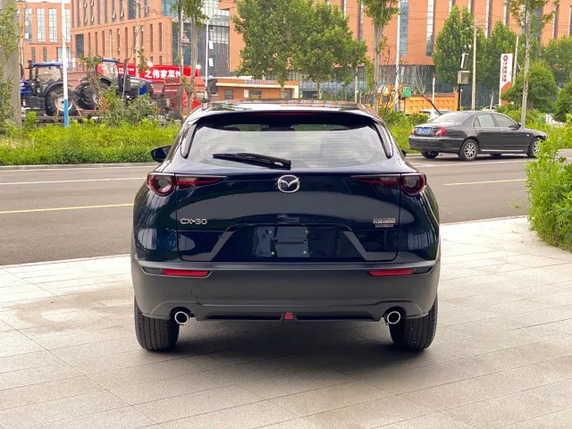 Mazda CX-30 — Фото автомобиля 8
