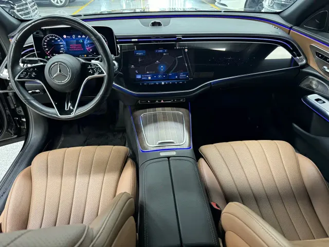 Mercedes-Benz E-Class — Фото автомобиля 6