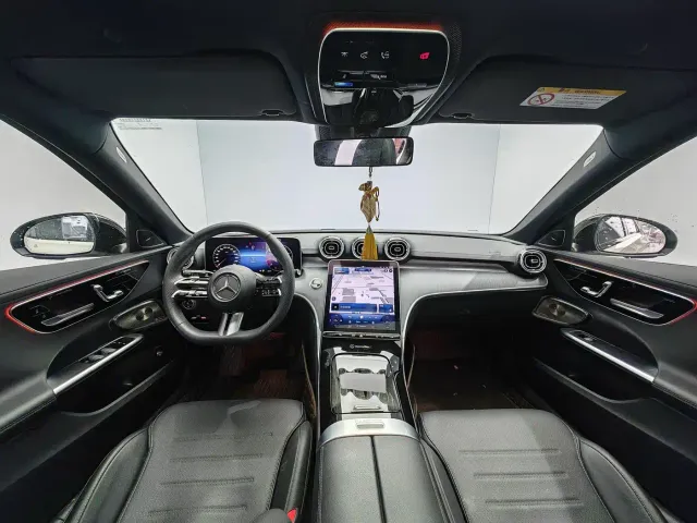 Mercedes-Benz C-Class — Фото автомобиля 10