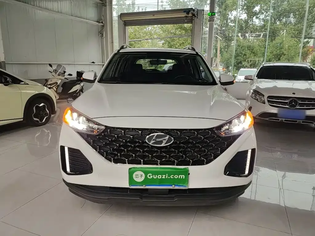 Hyundai Beijing Hyundai ix35 2021 240TGDi DCT 2WD GLS Leading Edition — Фото автомобиля 2
