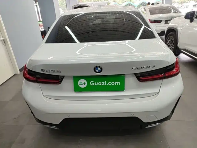 BMW 3 Series — Фото автомобиля 5