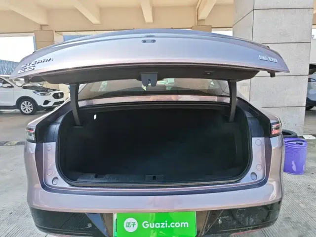 Exeed Exlantix ES 2025 Range Extender Max Urban Assist — Фото автомобиля 18