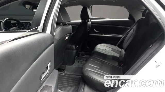 Hyundai AVANTE Новый Avante (CN7) — Фото автомобиля 11