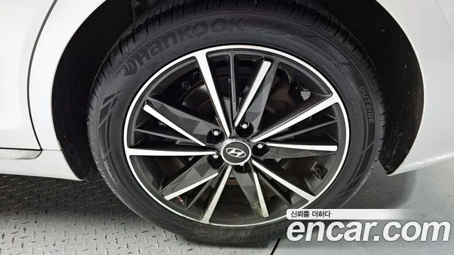 Hyundai Grandeur Новый Grandeur IG — Фото автомобиля 18
