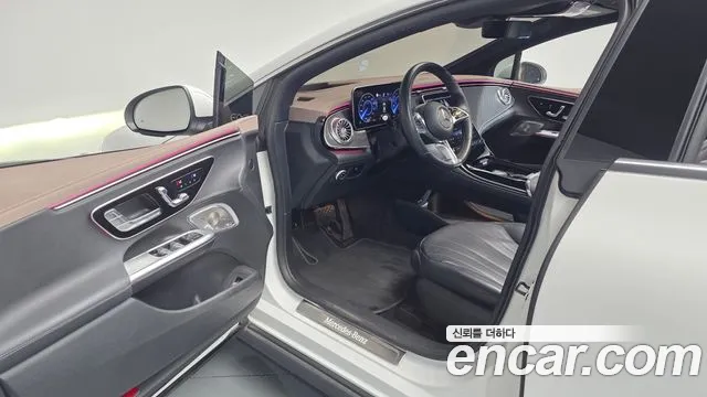 Mercedes-Benz EQE V295 — Фото автомобиля 15