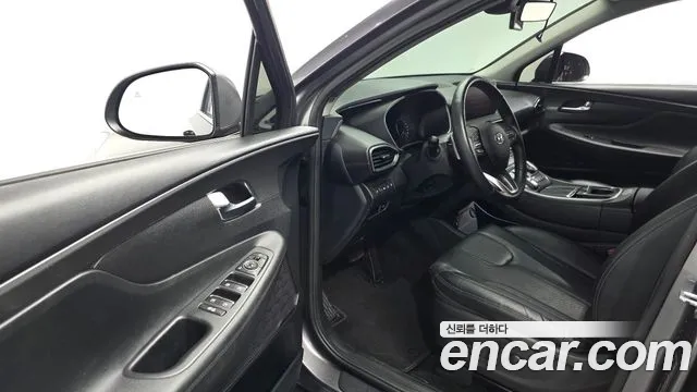 Hyundai Santafe — Фото автомобиля 9
