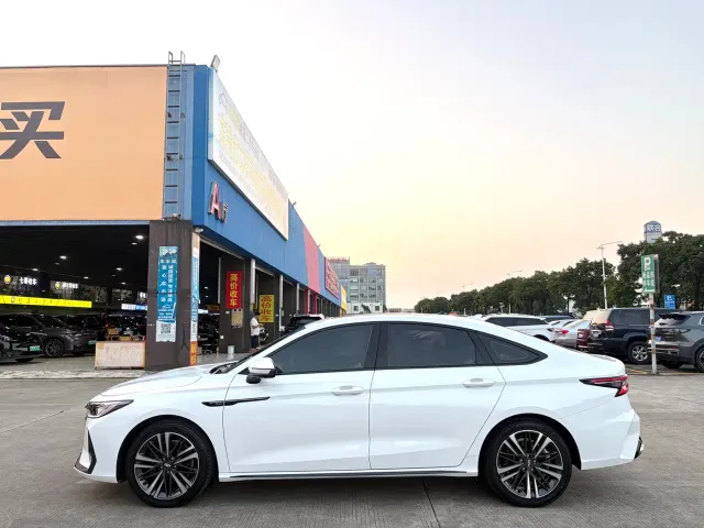 Chery Arrizo 8 — Фото автомобиля 7