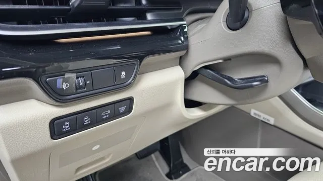 Kia Carnival 4th Gen — Фото автомобиля 28