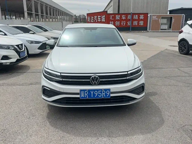 Volkswagen Bora — Фото автомобиля 22