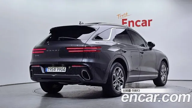 Genesis GV70 2.5T Бензин 2WD — Фото автомобиля 2