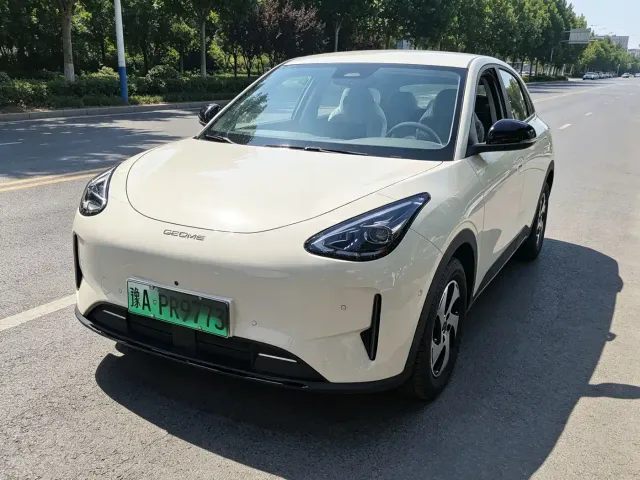 Фотография автомобиля — Geely Starry Wish