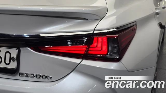 Lexus ES 7th Gen — Фото автомобиля 8