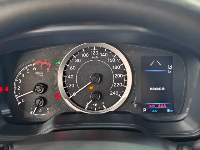 Toyota Corolla — Фото автомобиля 11