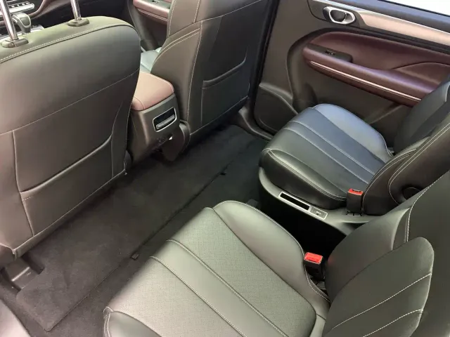 GAC Trumpchi M6 — Фото автомобиля 13