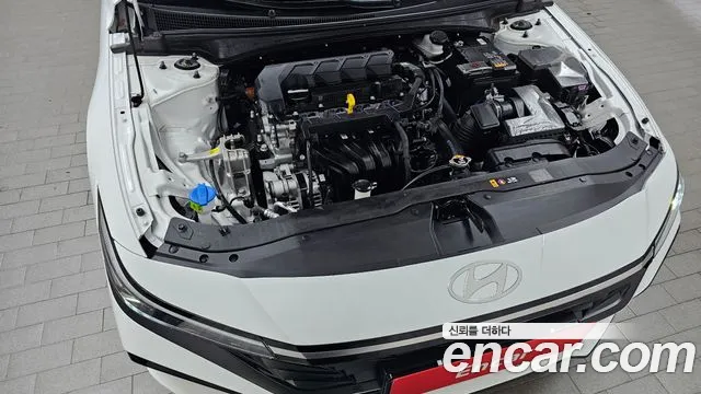 Hyundai Avante CN7 — Фото автомобиля 9