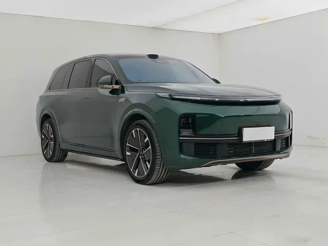 Li Auto L9 — Фото автомобиля 5
