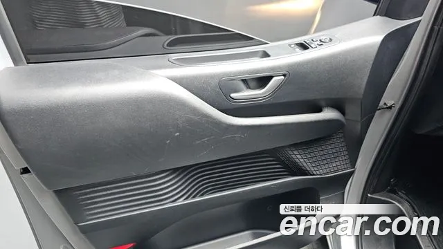 Hyundai Staria — Фото автомобиля 24