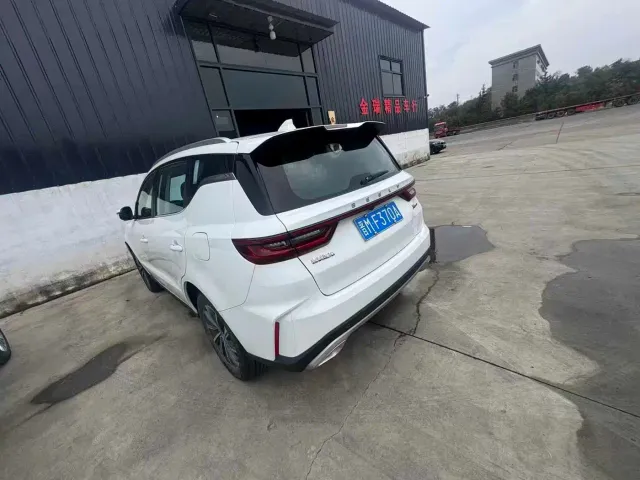 Geely Vision X6 — Фото автомобиля 8