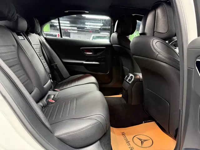 Mercedes-Benz C-Class — Фото автомобиля 20
