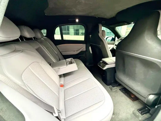 Nio EC6 — Фото автомобиля 5