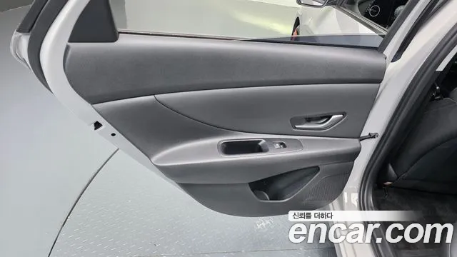Hyundai Avante CN7 — Фото автомобиля 24