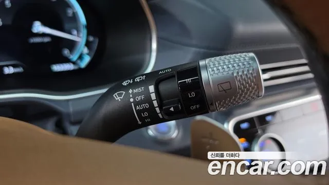 Genesis GV80 — Фото автомобиля 30