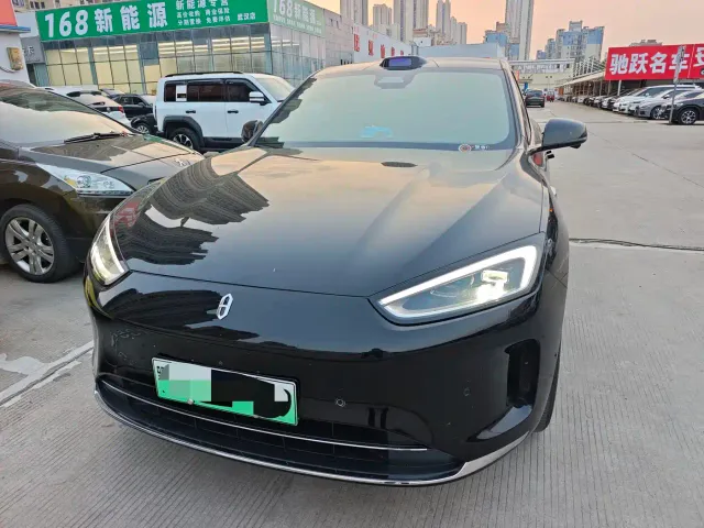 Фотография автомобиля — Aito M5