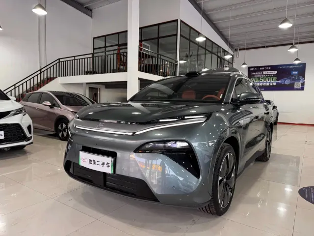 Фотография автомобиля — BYD Tang L