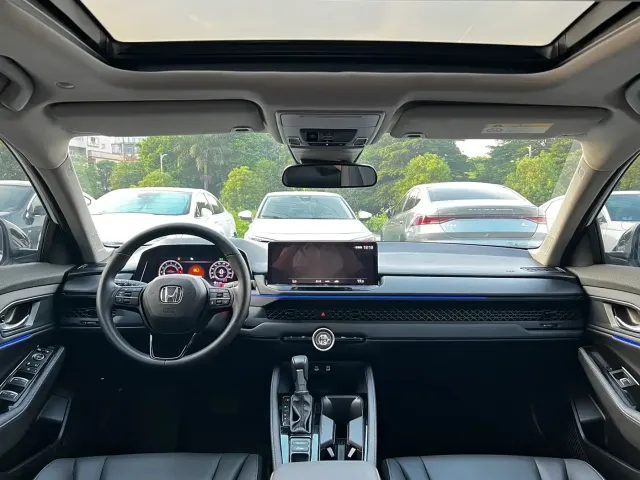 Honda Accord — Фото автомобиля 6
