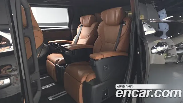 Toyota Alphard Generation 4 — Фото автомобиля 12