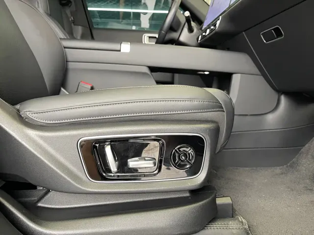 Li Auto L7 — Фото автомобиля 30