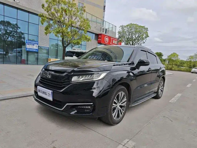 Фотография автомобиля — Honda Avancier