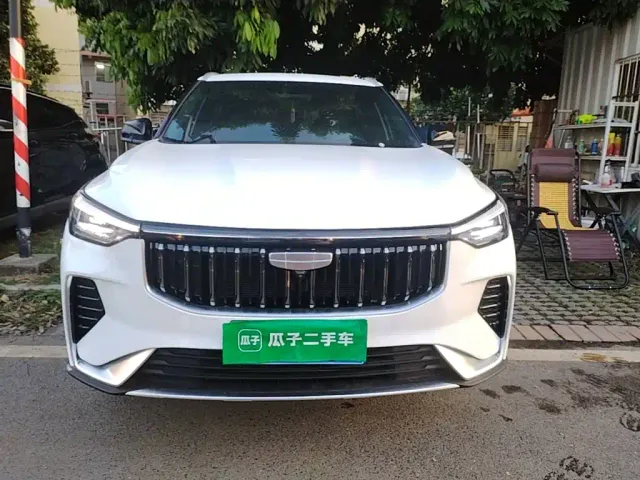 Geely Boyue — Фото автомобиля 2