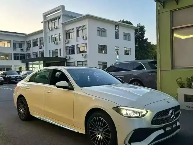 Mercedes-Benz C-Class — Фото автомобиля 3