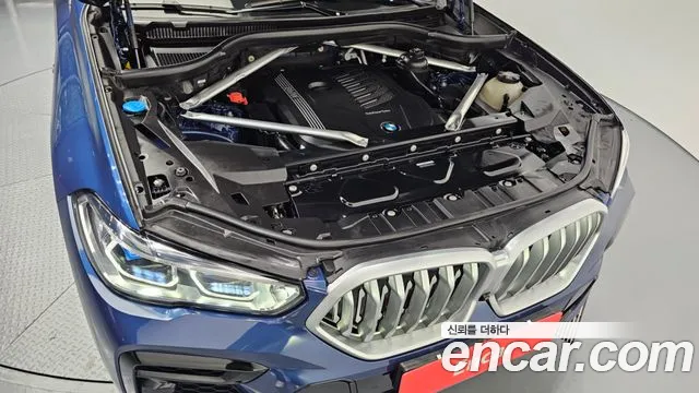 BMW X6 xDrive40i M Sport — Фото автомобиля 6