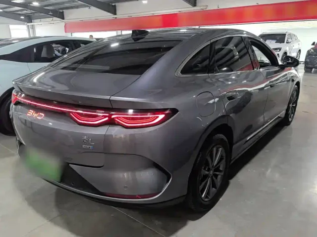 BYD Qin L — Фото автомобиля 6