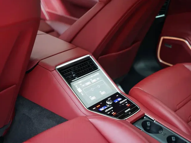 Porsche Panamera — Фото автомобиля 18