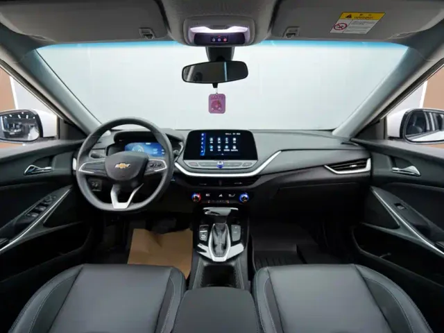 Chevrolet Menlo — Фото автомобиля 11