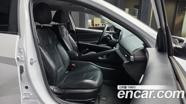 Hyundai AVANTE — Фото автомобиля 11