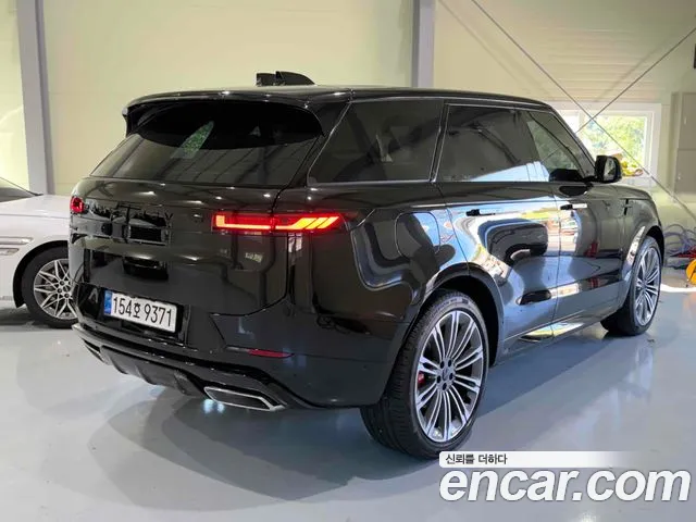 Land Rover Range Rover Sport Generation 3 — Фото автомобиля 8