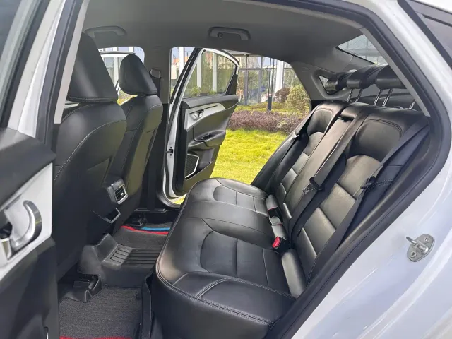 Geely Geometry A — Фото автомобиля 9