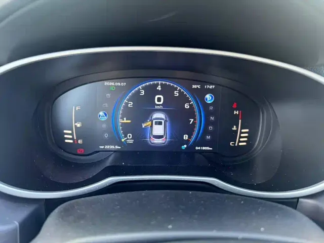 Geely Boyue — Фото автомобиля 4
