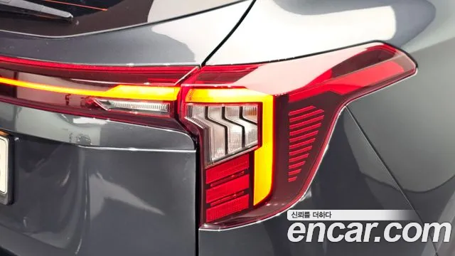 Kia Seltos New — Фото автомобиля 8