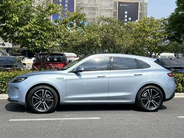 Aito M5 — Фото автомобиля 3