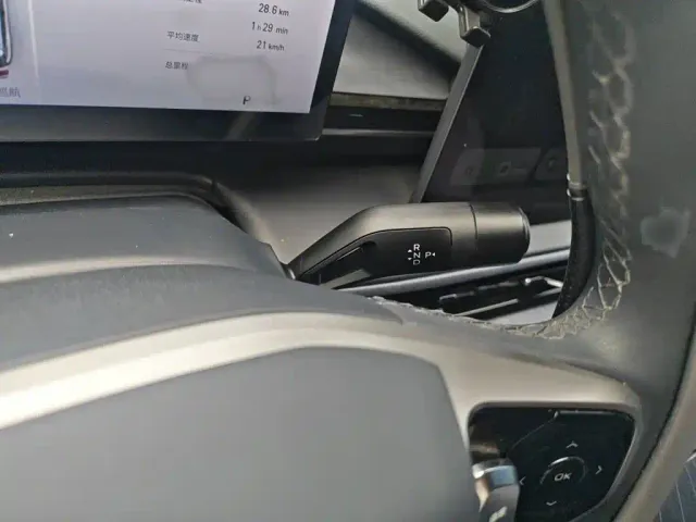 Geely Galaxy E5 — Фото автомобиля 6