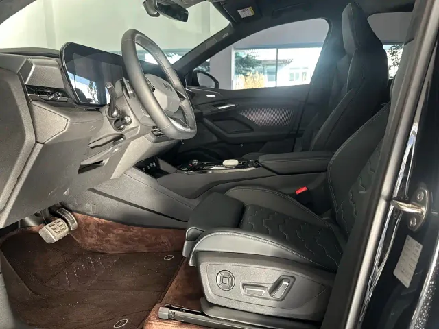 Audi Q6L e-tron — Фото автомобиля 14