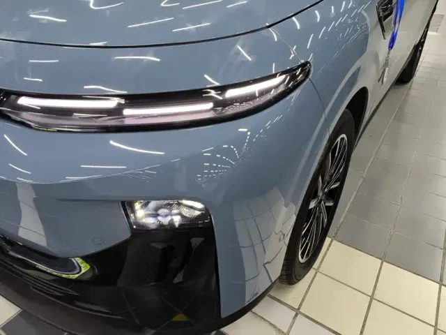 Leapmotor B10 — Фото автомобиля 5